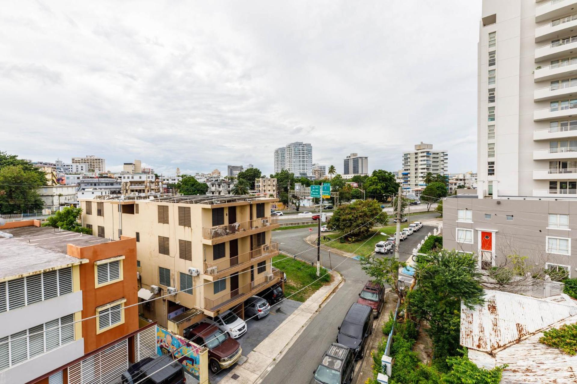 Avila Suites San Juan Exterior photo